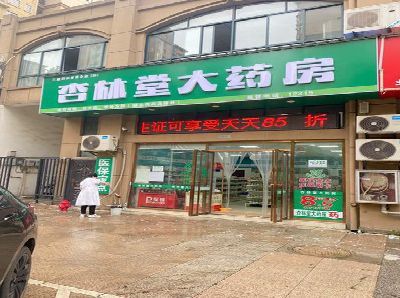 新干县铝塑板门头招牌的特点。